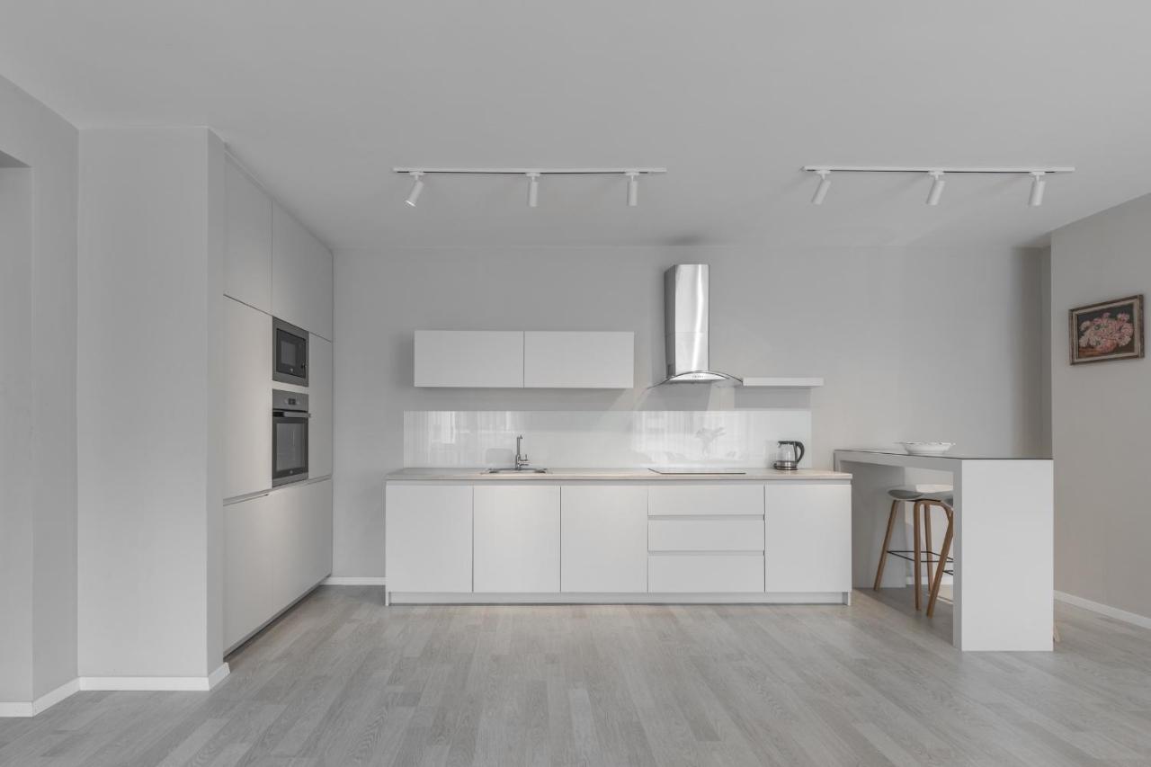Bleri Apartment, 2 Bedroom, Free Parking Pristina Esterno foto