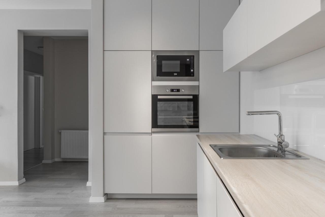 Bleri Apartment, 2 Bedroom, Free Parking Pristina Esterno foto