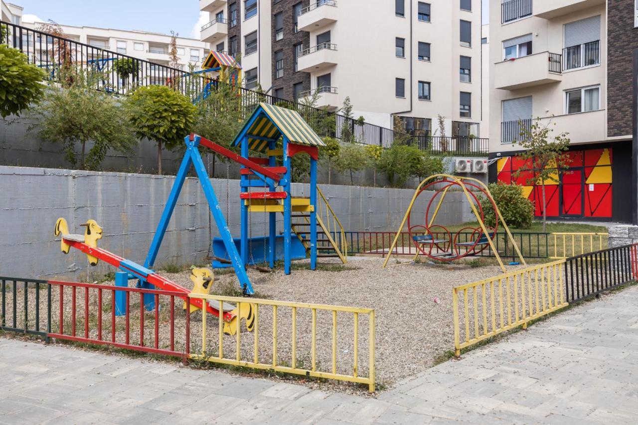 Bleri Apartment, 2 Bedroom, Free Parking Pristina Esterno foto